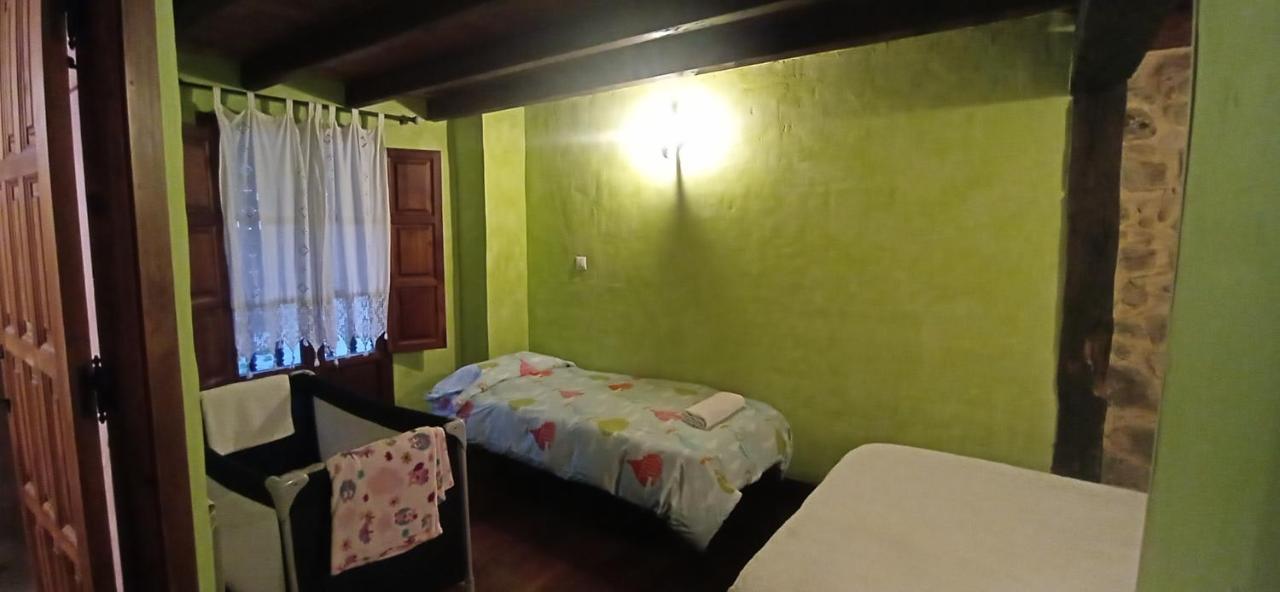 El Espesedo De Cabarceno Guest House Argomilla Ngoại thất bức ảnh